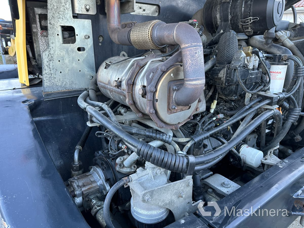 Wheel loader Hjullastare Yanmar V100