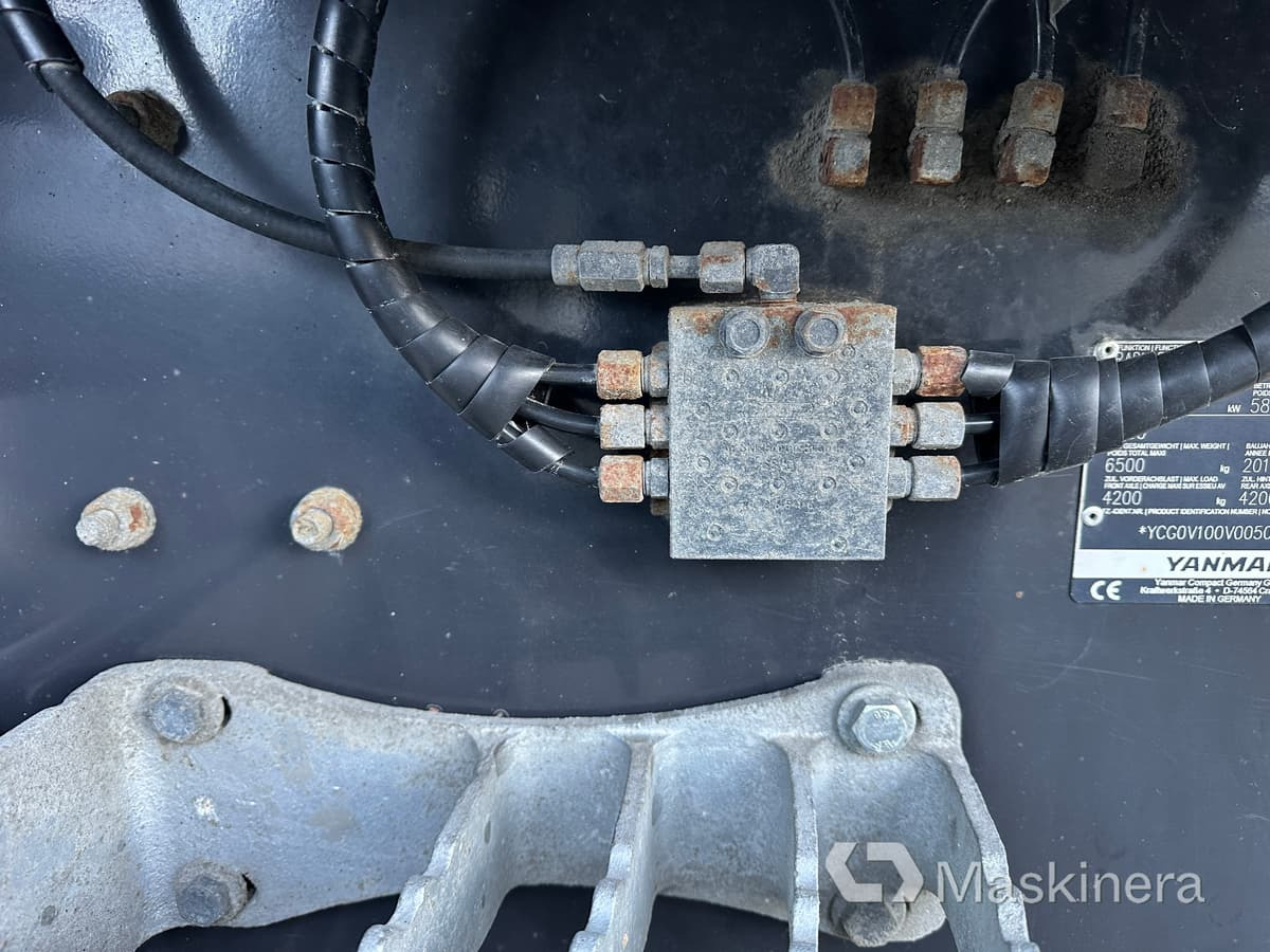 Wheel loader Hjullastare Yanmar V100