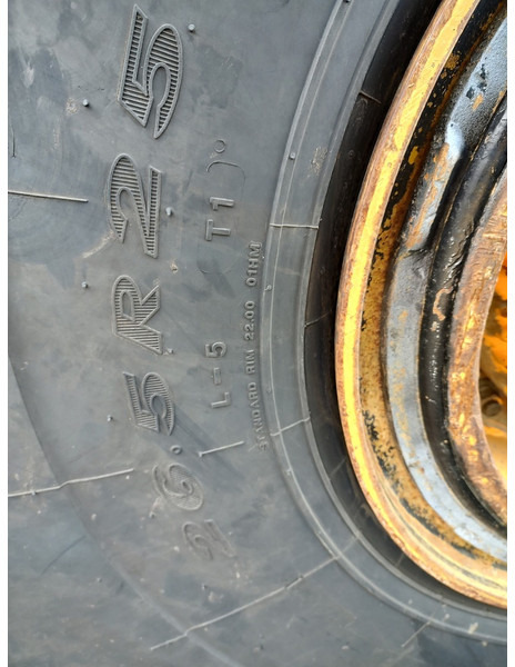 Wheel loader Hyundai HL35