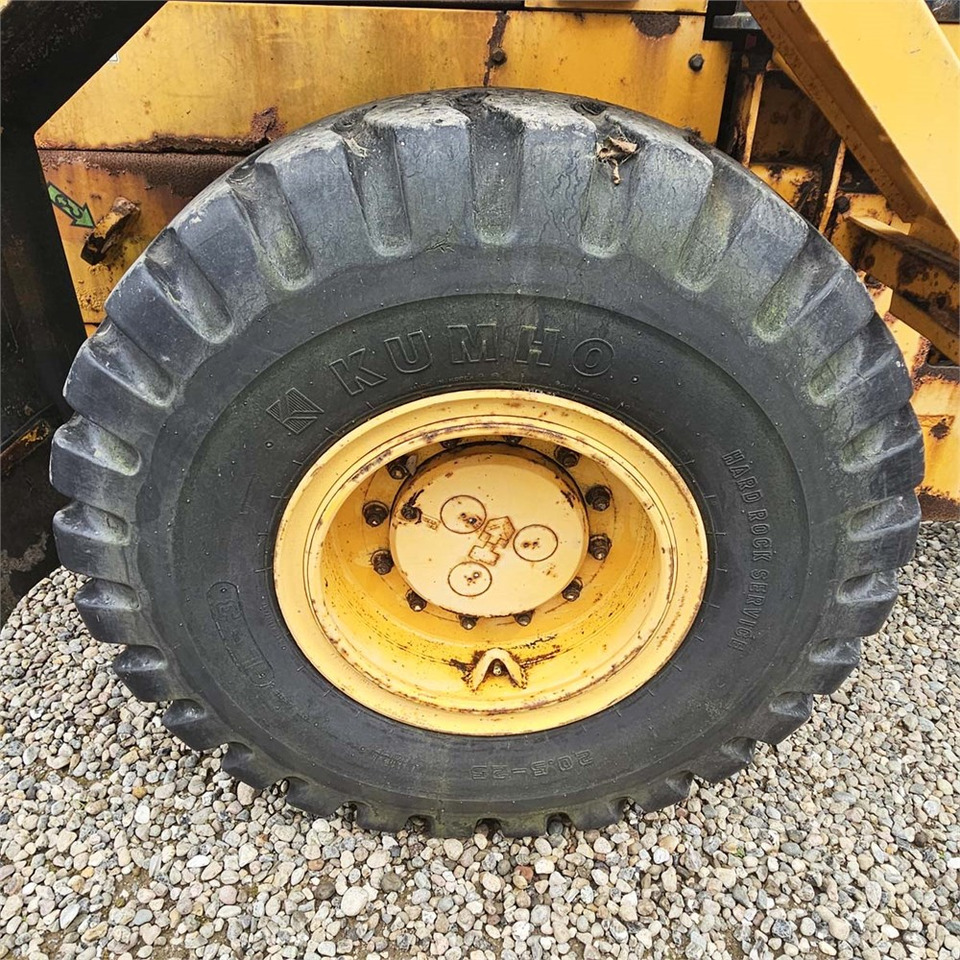 Wheel loader Hyundai HL740-7