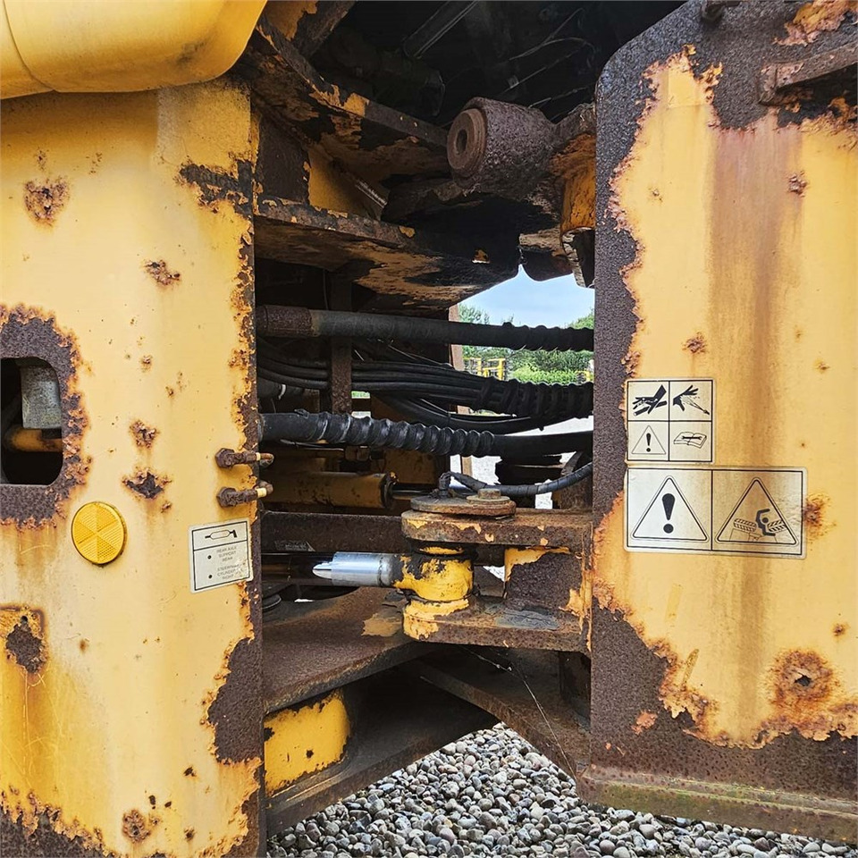 Wheel loader Hyundai HL740-7