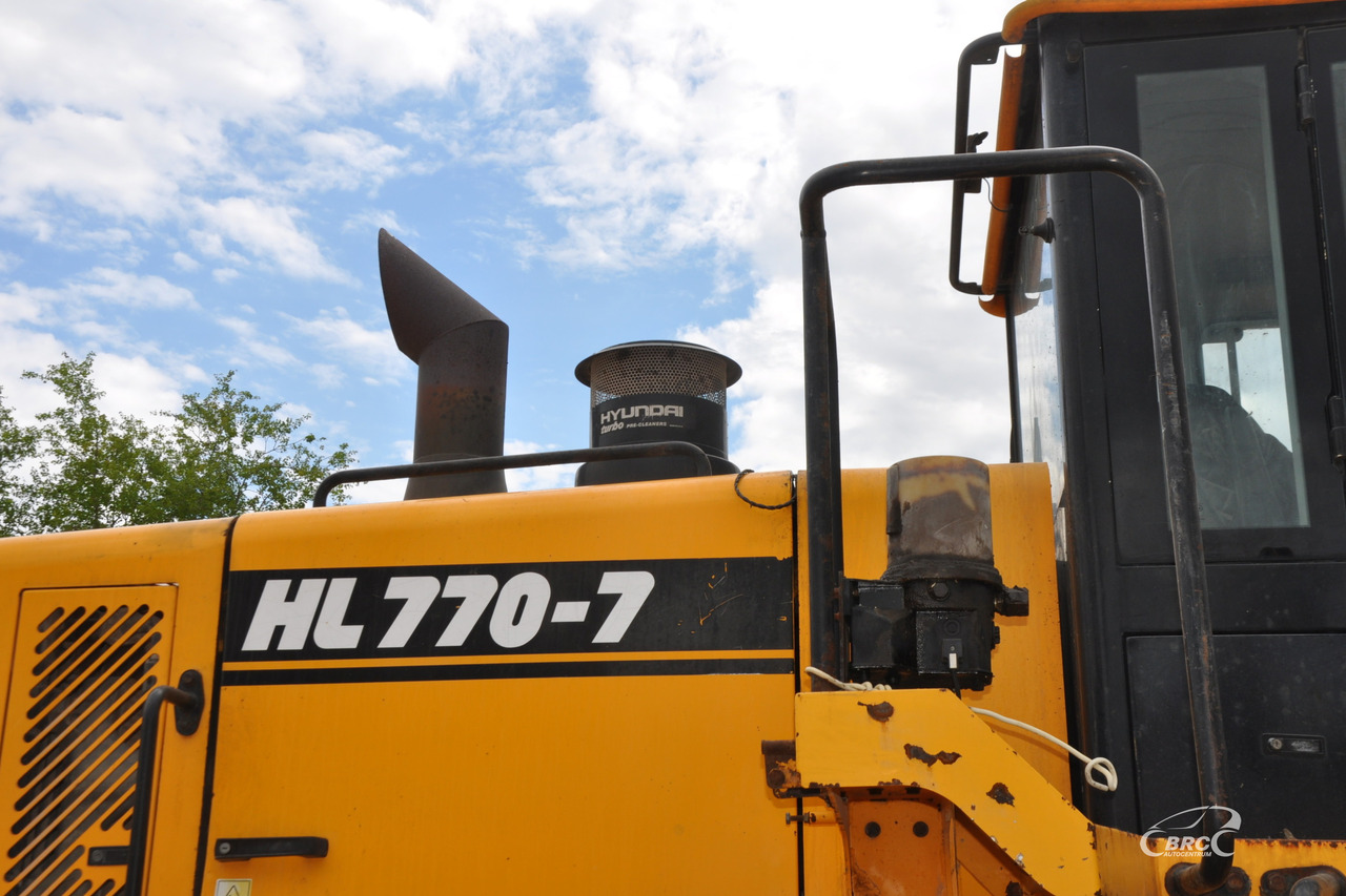 Wheel loader Hyundai HL770-7