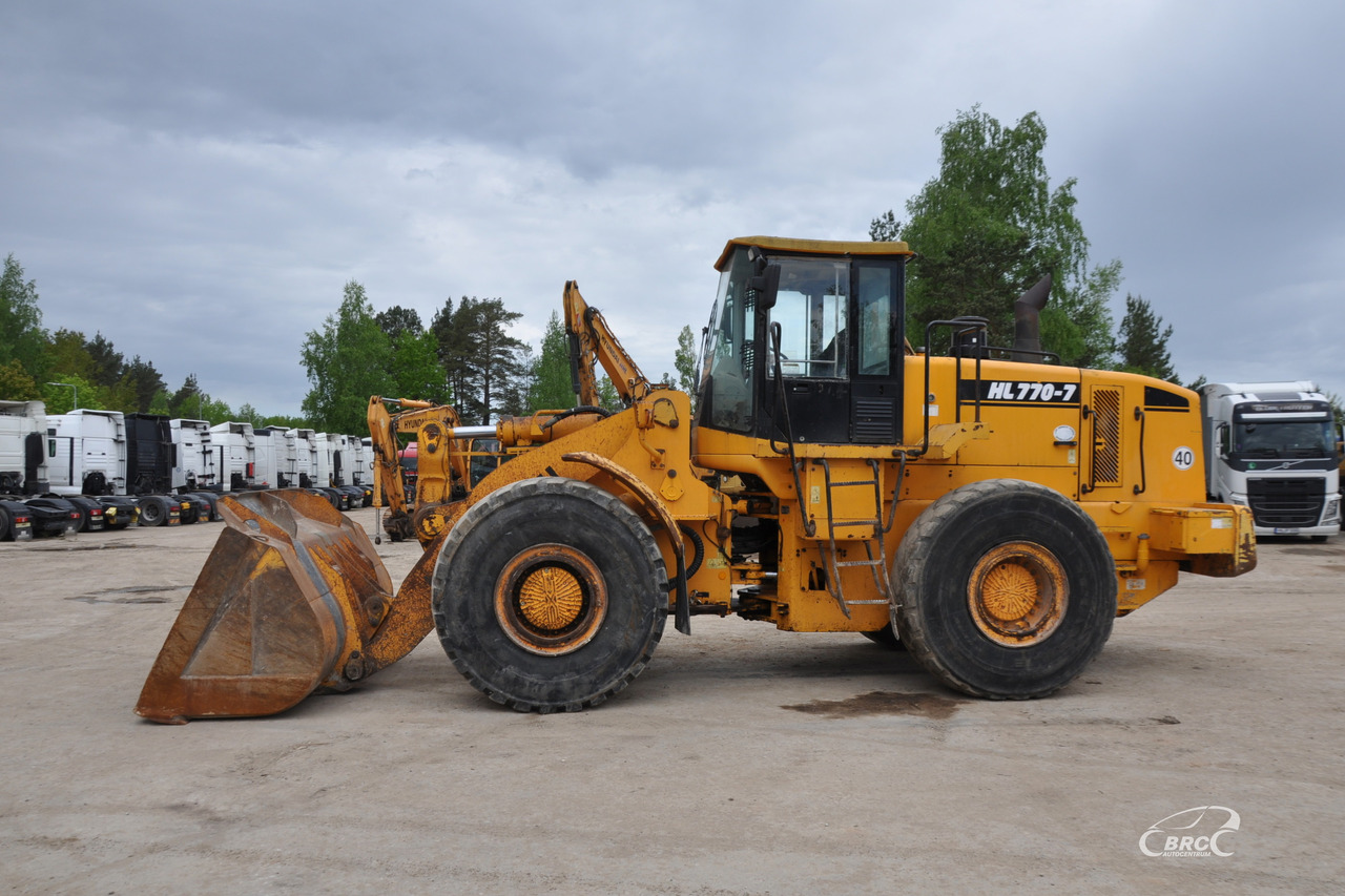Wheel loader Hyundai HL770-7