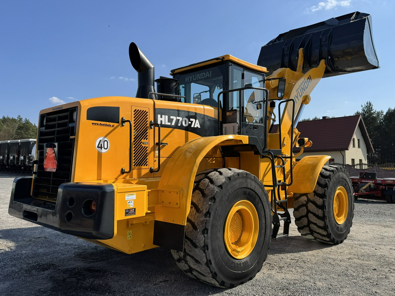 Wheel loader Hyundai HL770-7A