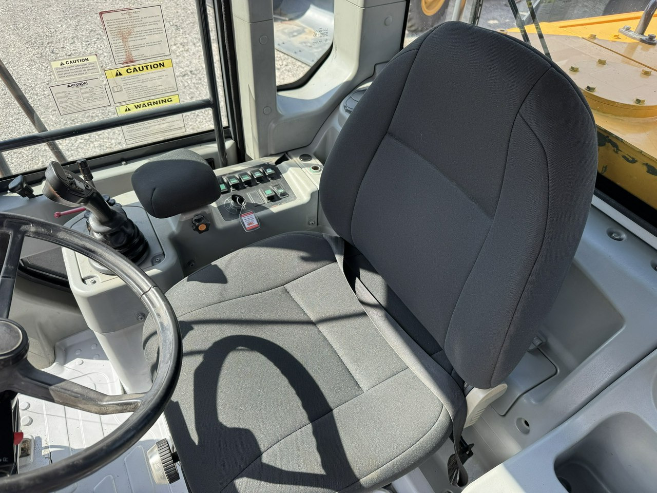 Wheel loader Hyundai HL770-7A