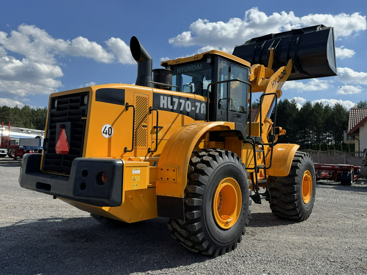 Wheel loader Hyundai HL770-7A