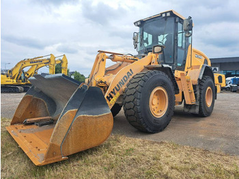 Wheel loader Hyundai HL940