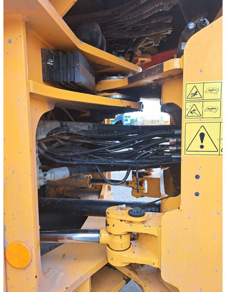 Wheel loader Hyundai HL940