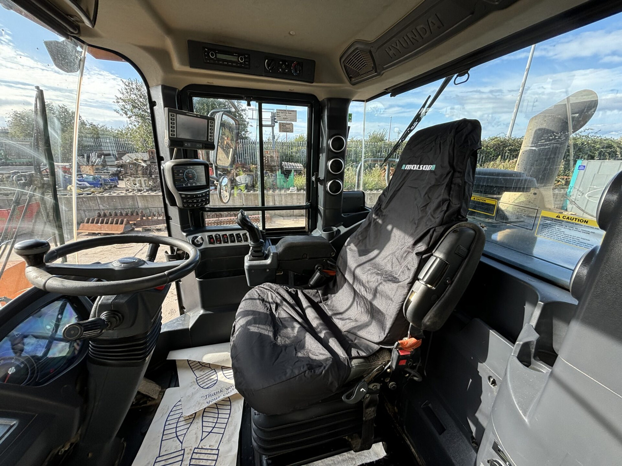 Wheel loader Hyundai HL960