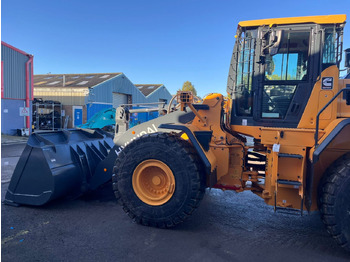 Wheel loader  Hyundai HL960A