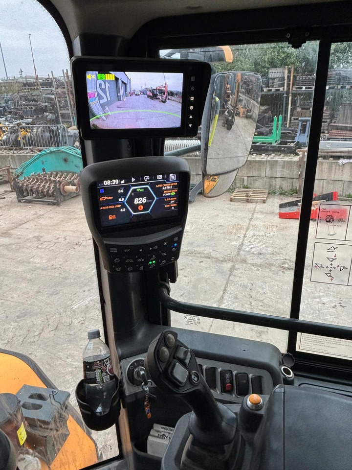 Wheel loader Hyundai HL960A