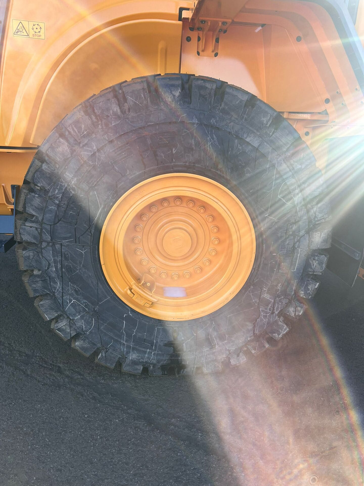 Wheel loader Hyundai HL960A