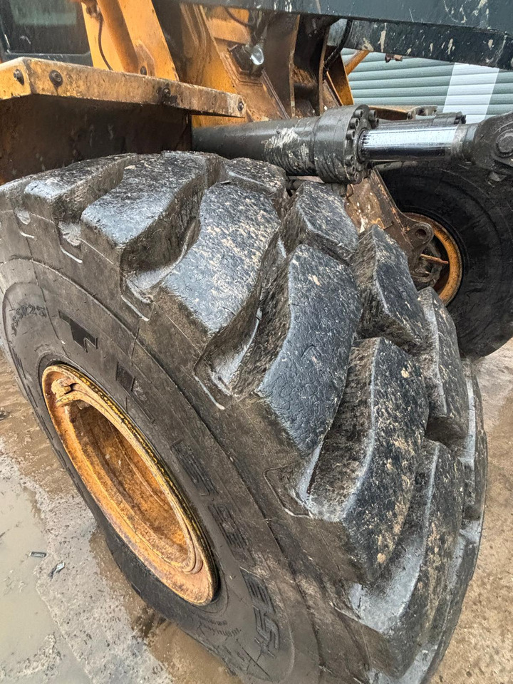 Wheel loader Hyundai HL960AHDXT