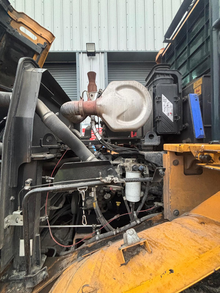 Wheel loader Hyundai HL960AHDXT