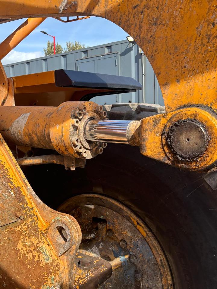 Wheel loader Hyundai HL960HDXT