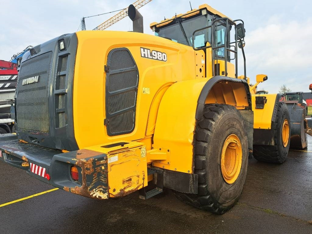 Wheel loader Hyundai HL980