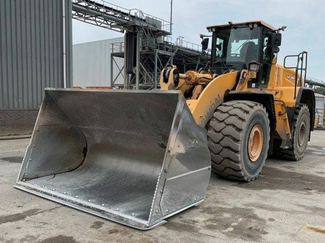 Wheel loader Hyundai HL980XT