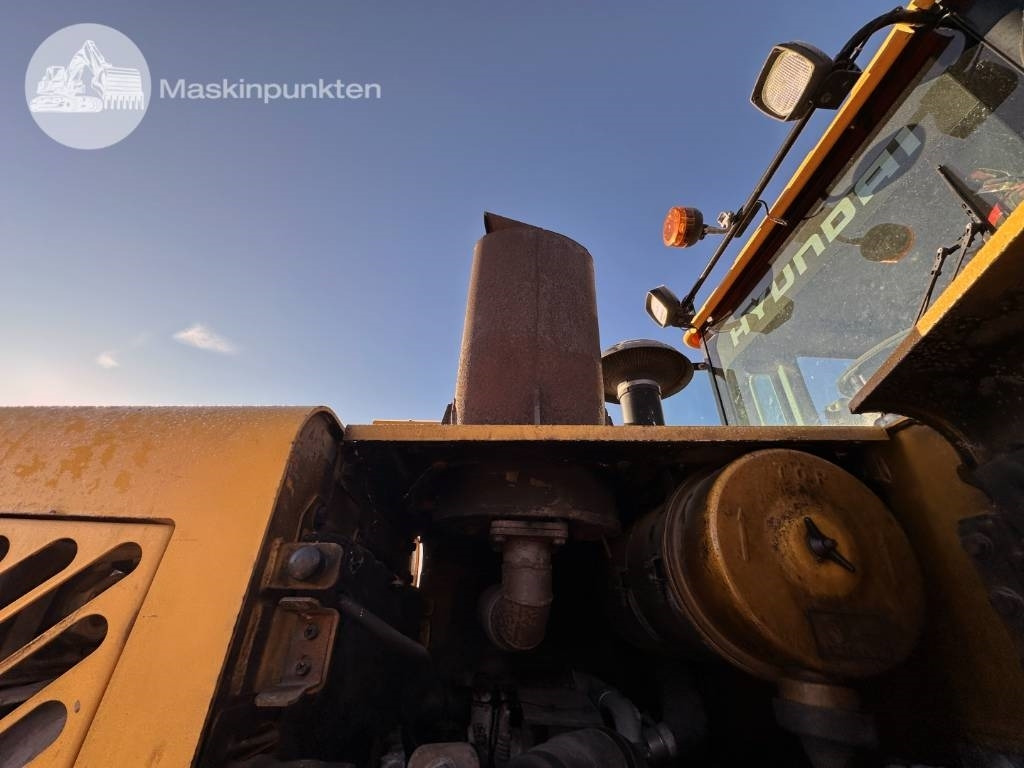 Wheel loader Hyundai HL 730 TM-7