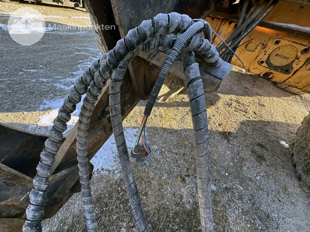 Wheel loader Hyundai HL 730 TM-7