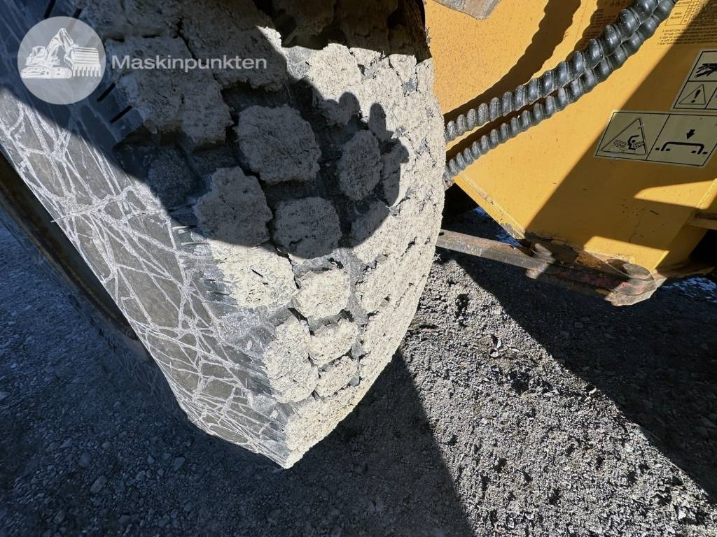 Wheel loader Hyundai HL 730 TM-7