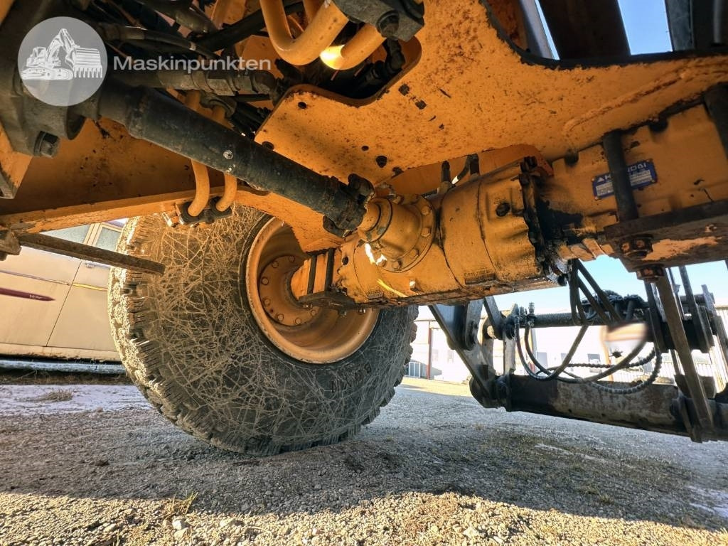 Wheel loader Hyundai HL 730 TM-7