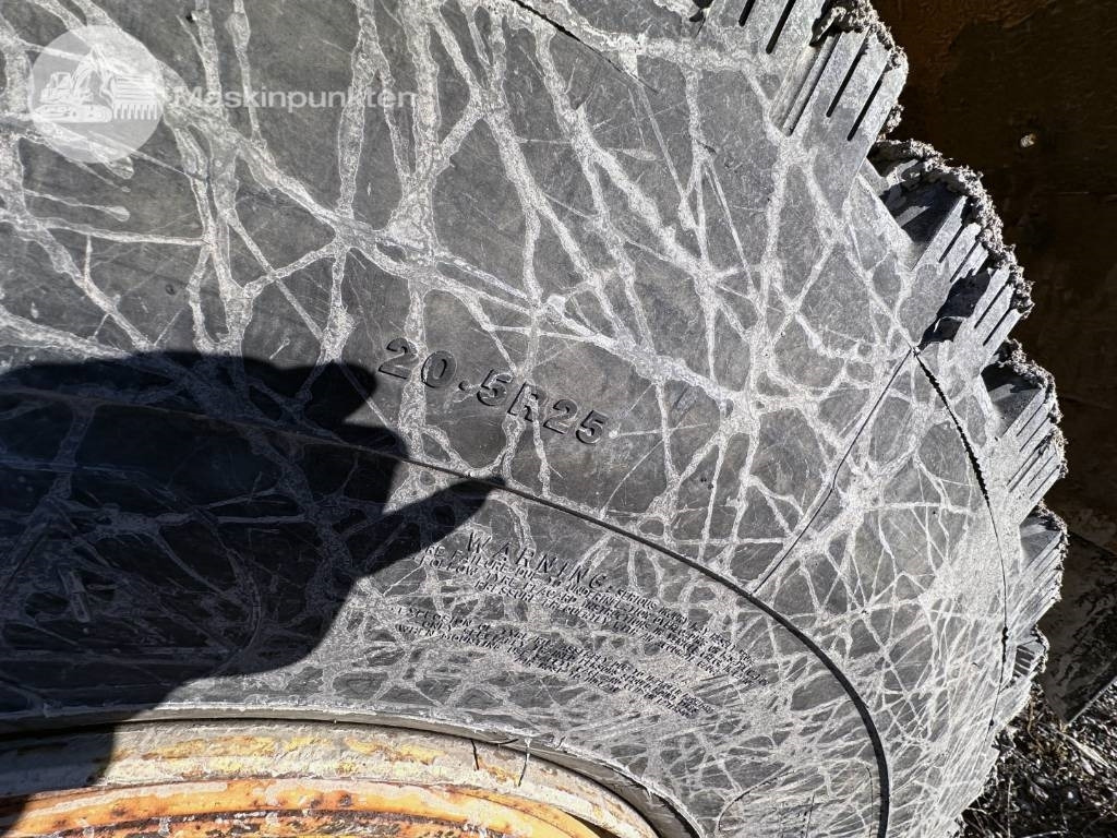 Wheel loader Hyundai HL 730 TM-7