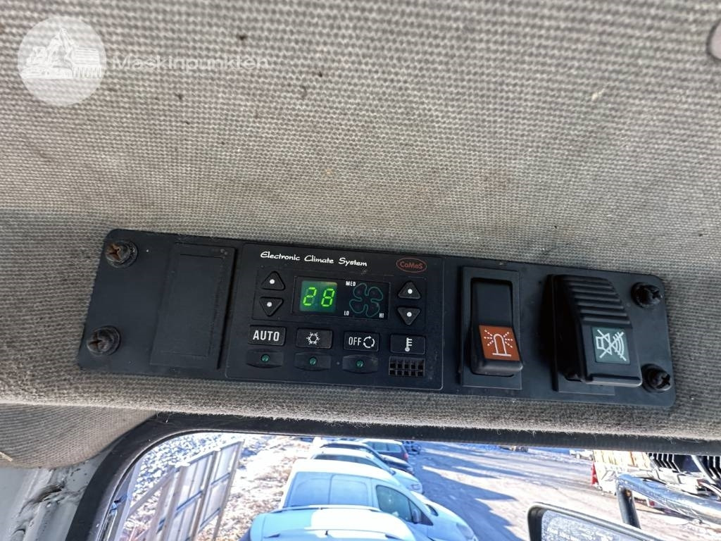 Wheel loader Hyundai HL 730 TM-7