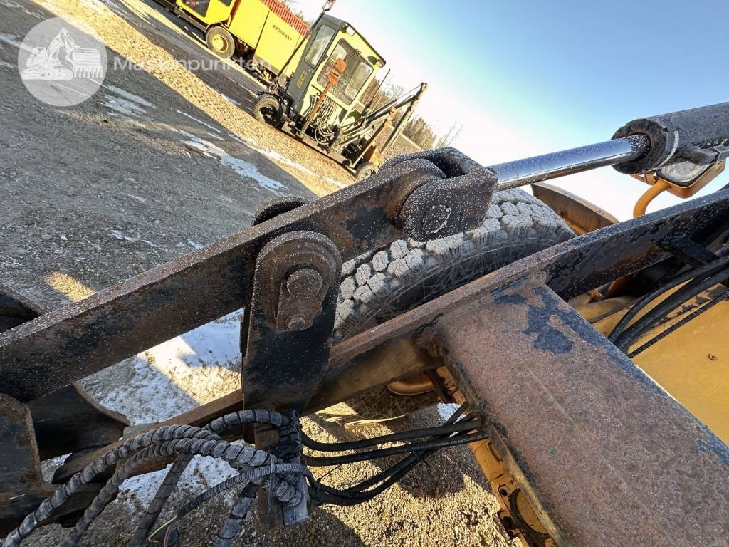 Wheel loader Hyundai HL 730 TM-7