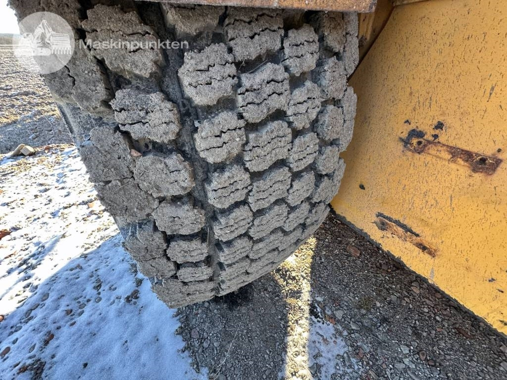 Wheel loader Hyundai HL 730 TM-7