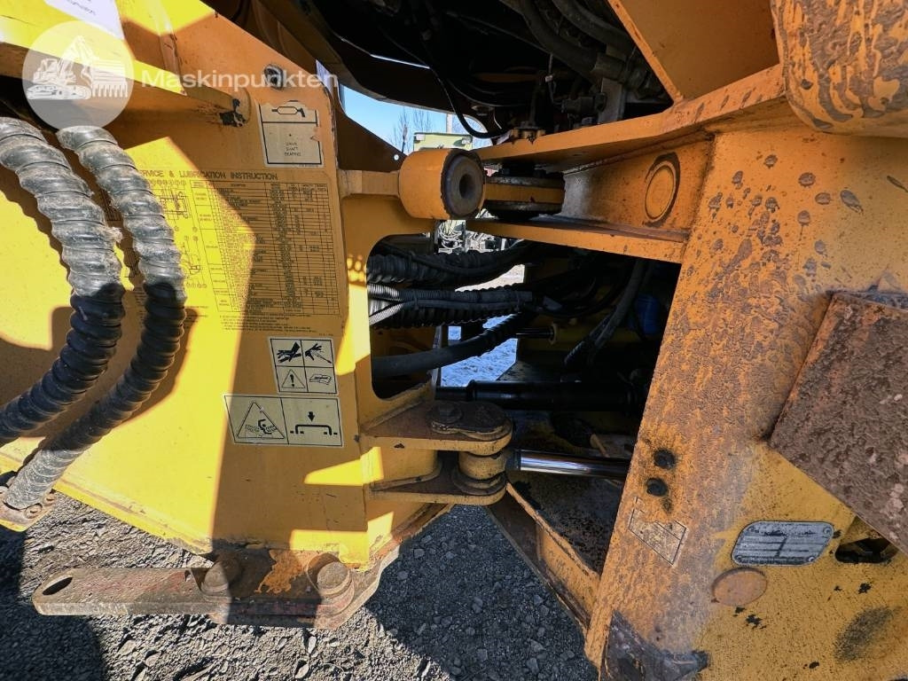 Wheel loader Hyundai HL 730 TM-7