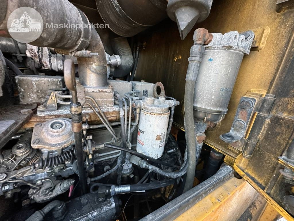 Wheel loader Hyundai HL 730 TM-7