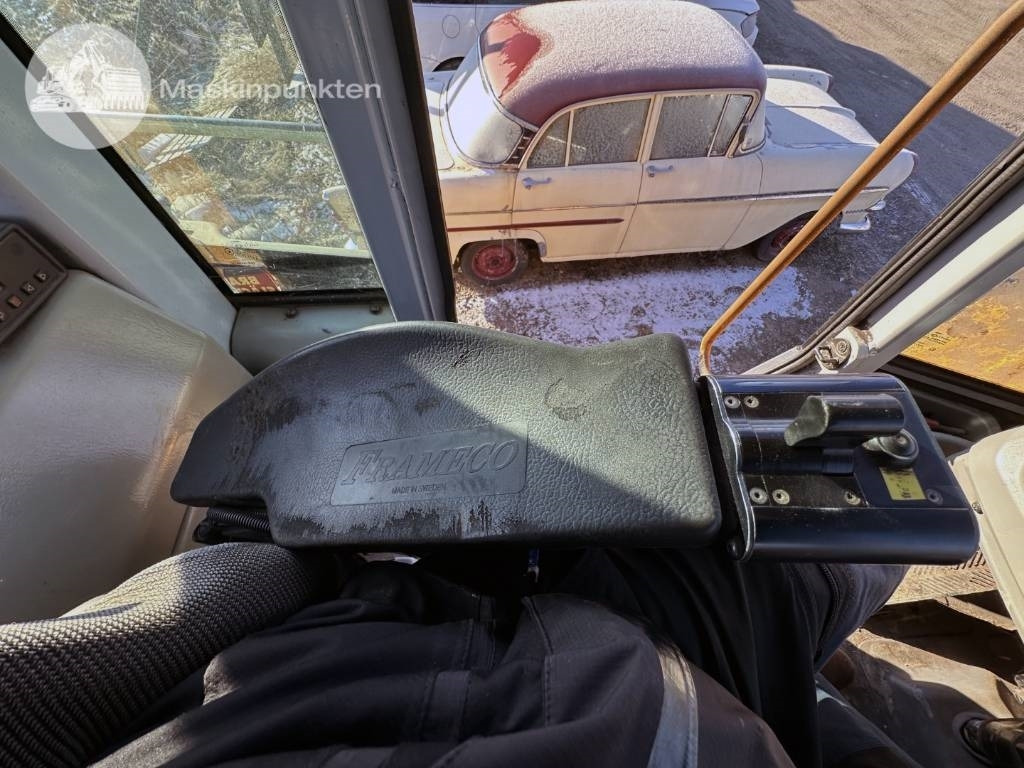 Wheel loader Hyundai HL 730 TM-7