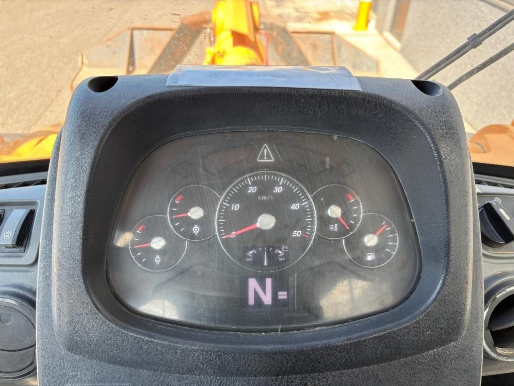 Wheel loader Hyundai HL 770-9 A