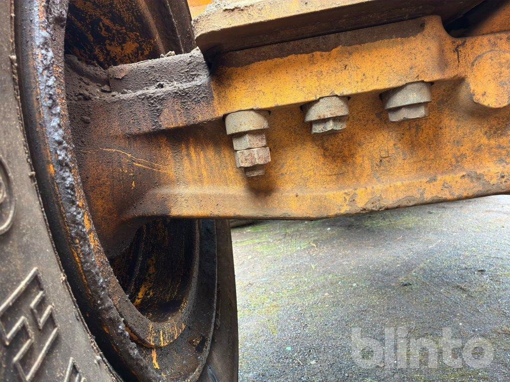 Wheel loader Hyundai HL 780-3A