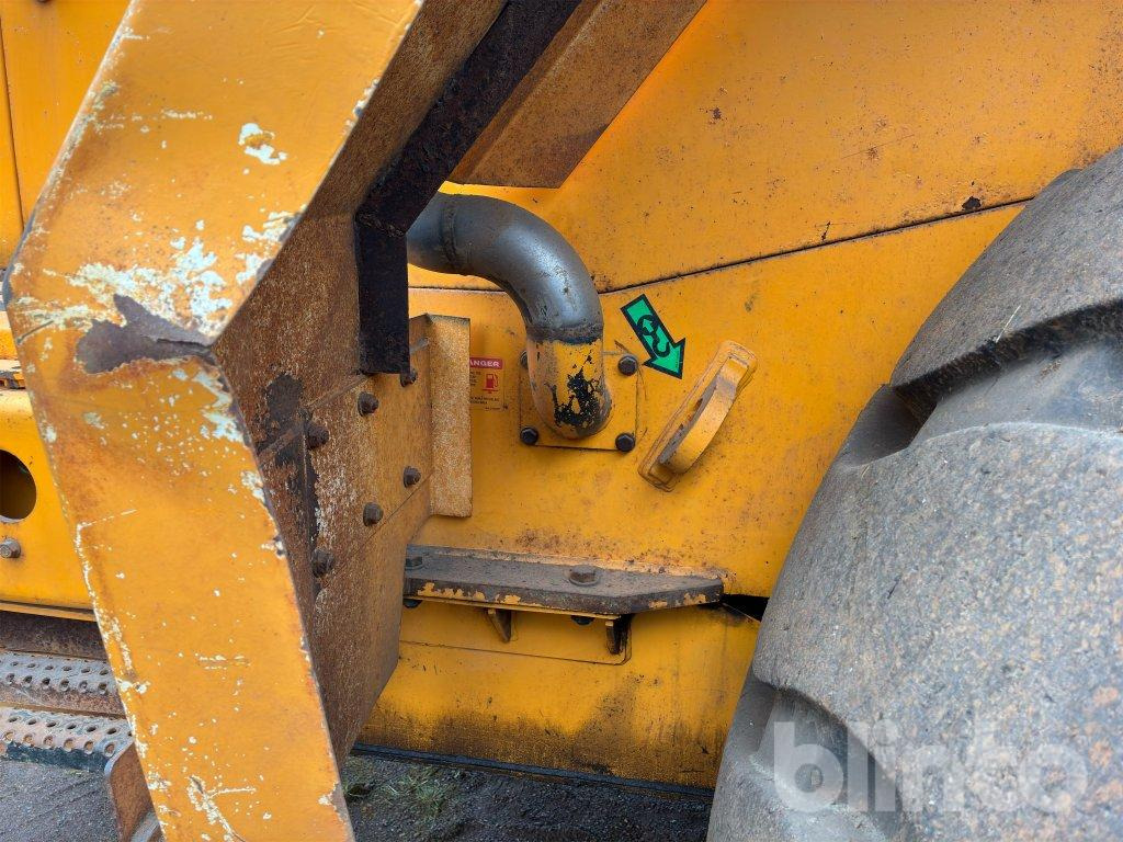 Wheel loader Hyundai HL 780-3A