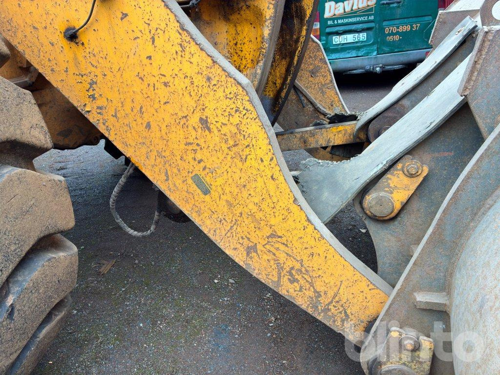 Wheel loader Hyundai HL 780-3A