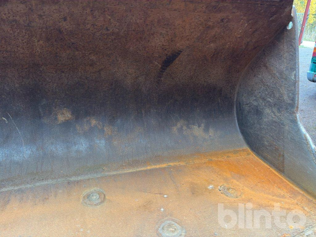 Wheel loader Hyundai HL 780-3A