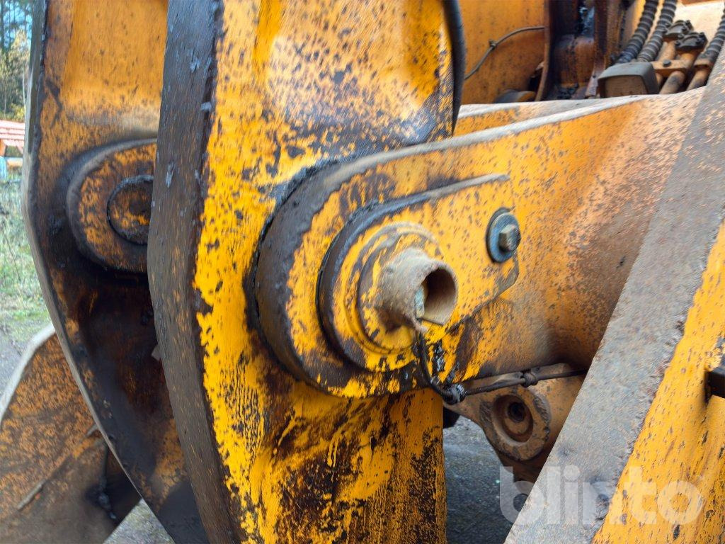 Wheel loader Hyundai HL 780-3A