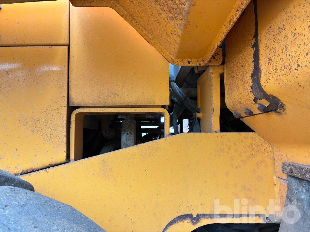 Wheel loader Hyundai HL 780-3A