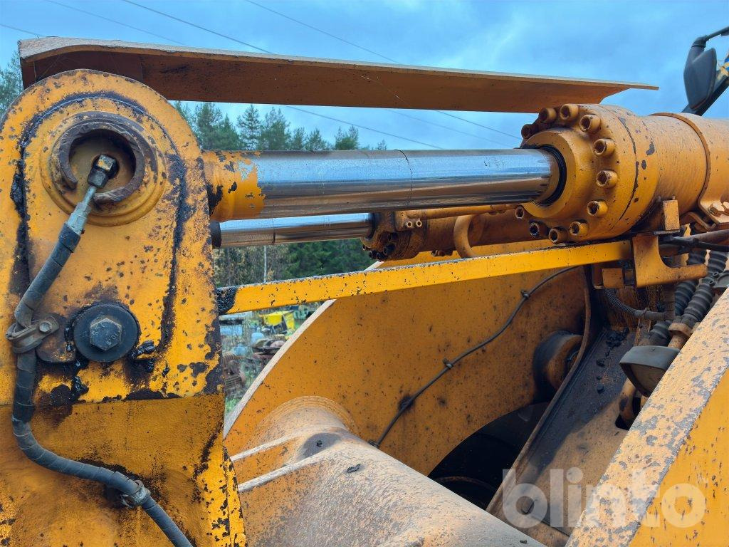 Wheel loader Hyundai HL 780-3A