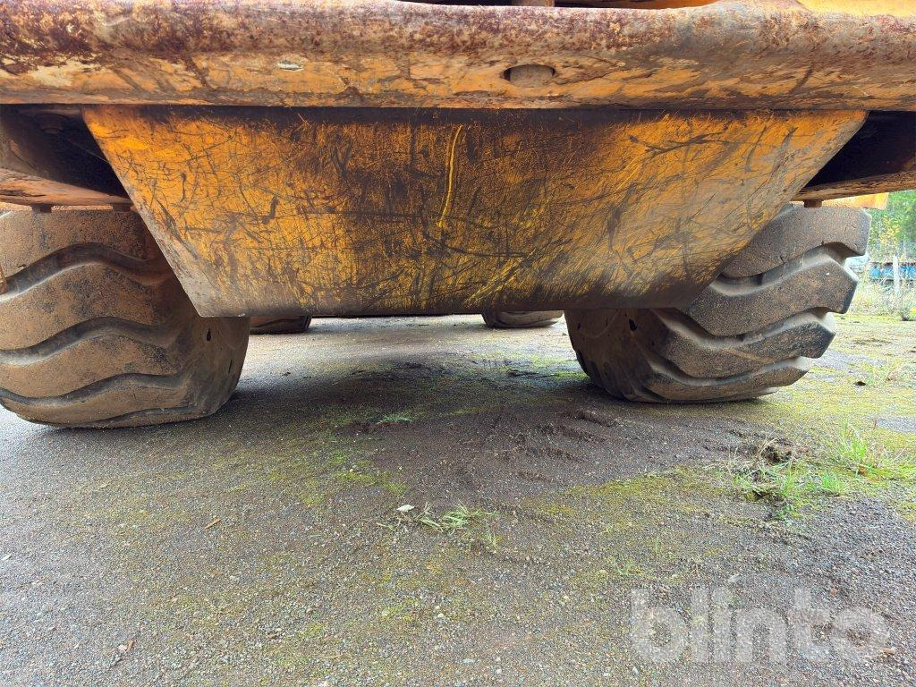 Wheel loader Hyundai HL 780-3A