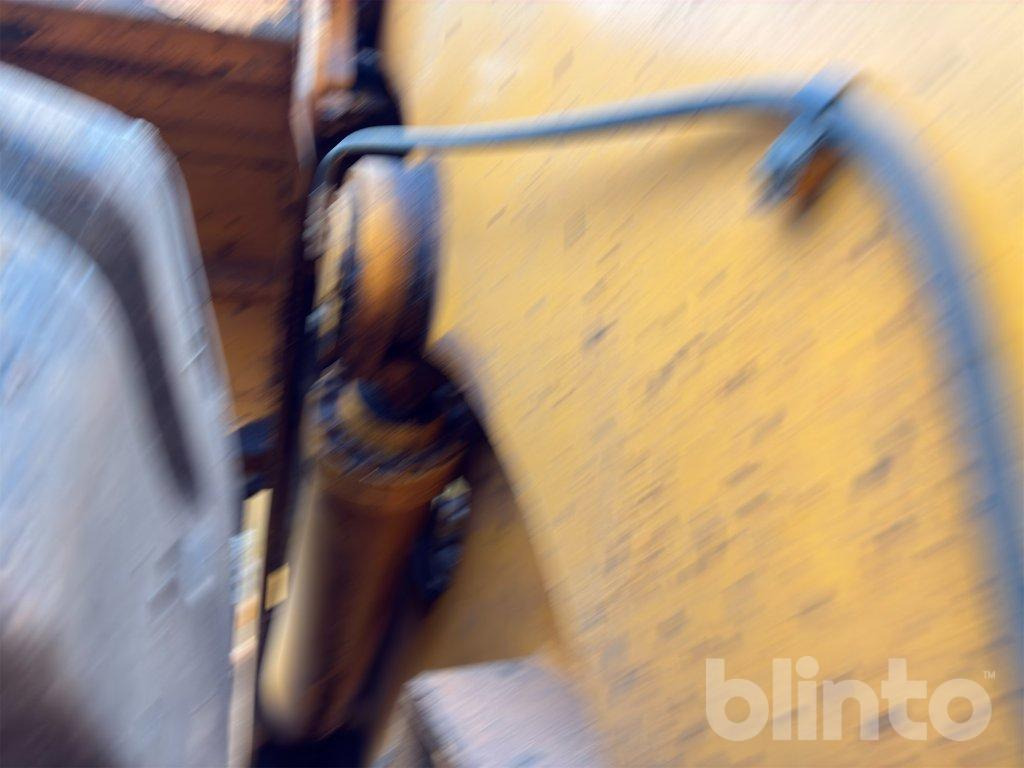 Wheel loader Hyundai HL 780-3A