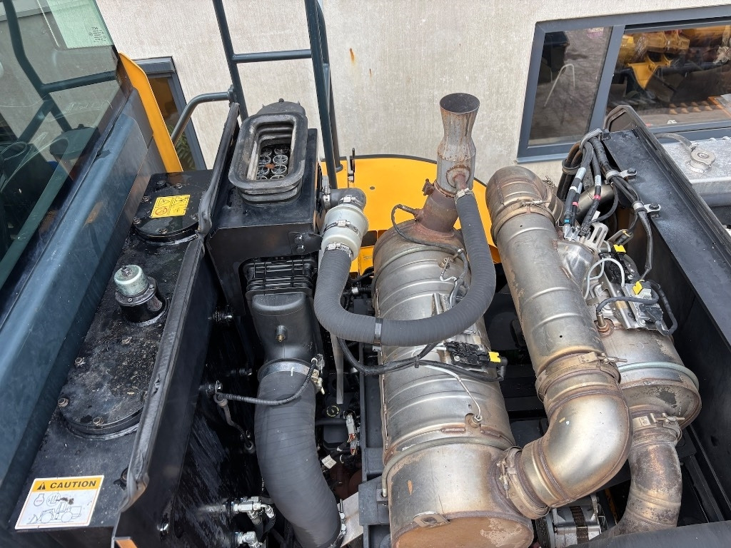 Wheel loader Hyundai HL 960 - 955