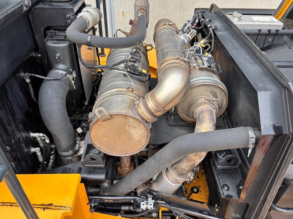 Wheel loader Hyundai HL 960 - 955