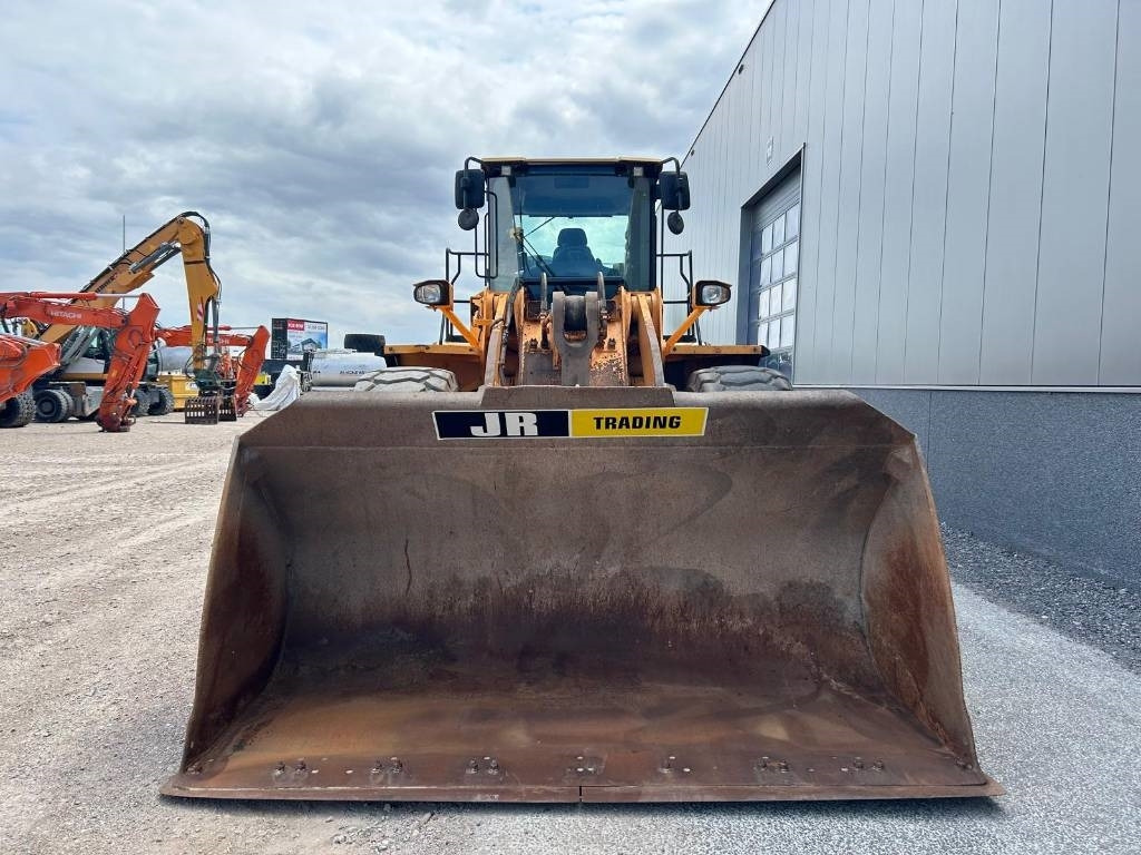 Wheel loader Hyundai HL 970