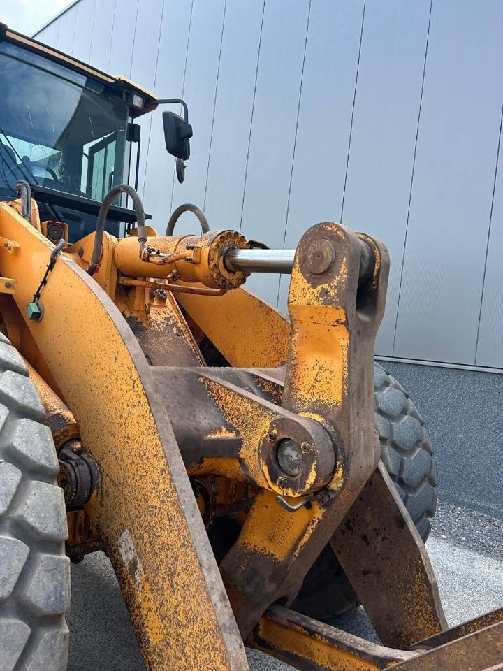 Wheel loader Hyundai HL 970