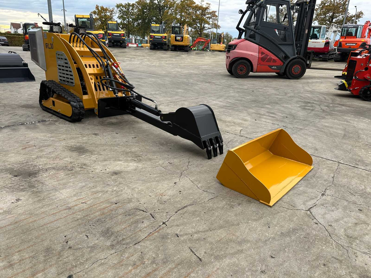 Wheel loader IR - 2025 - IRL30 - TRACK LOADER