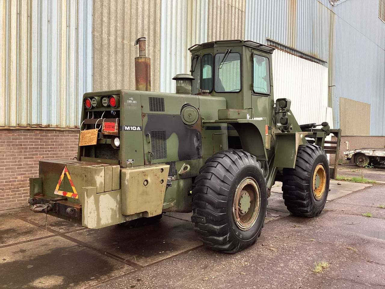 Wheel loader International M10A
