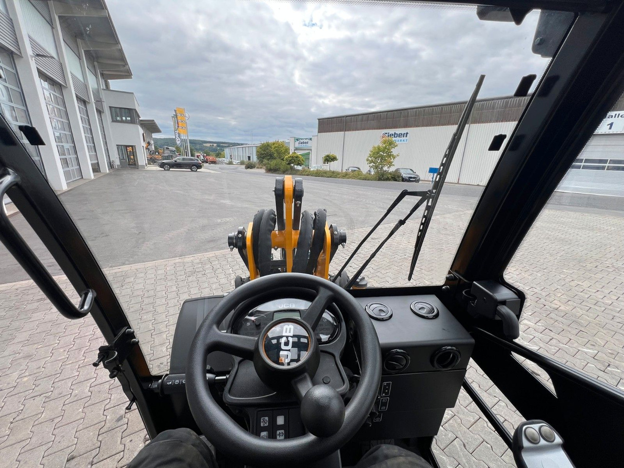 Wheel loader JCB 403 Plus / Neufahrzeug / 2025 / Gabel / Schaufel