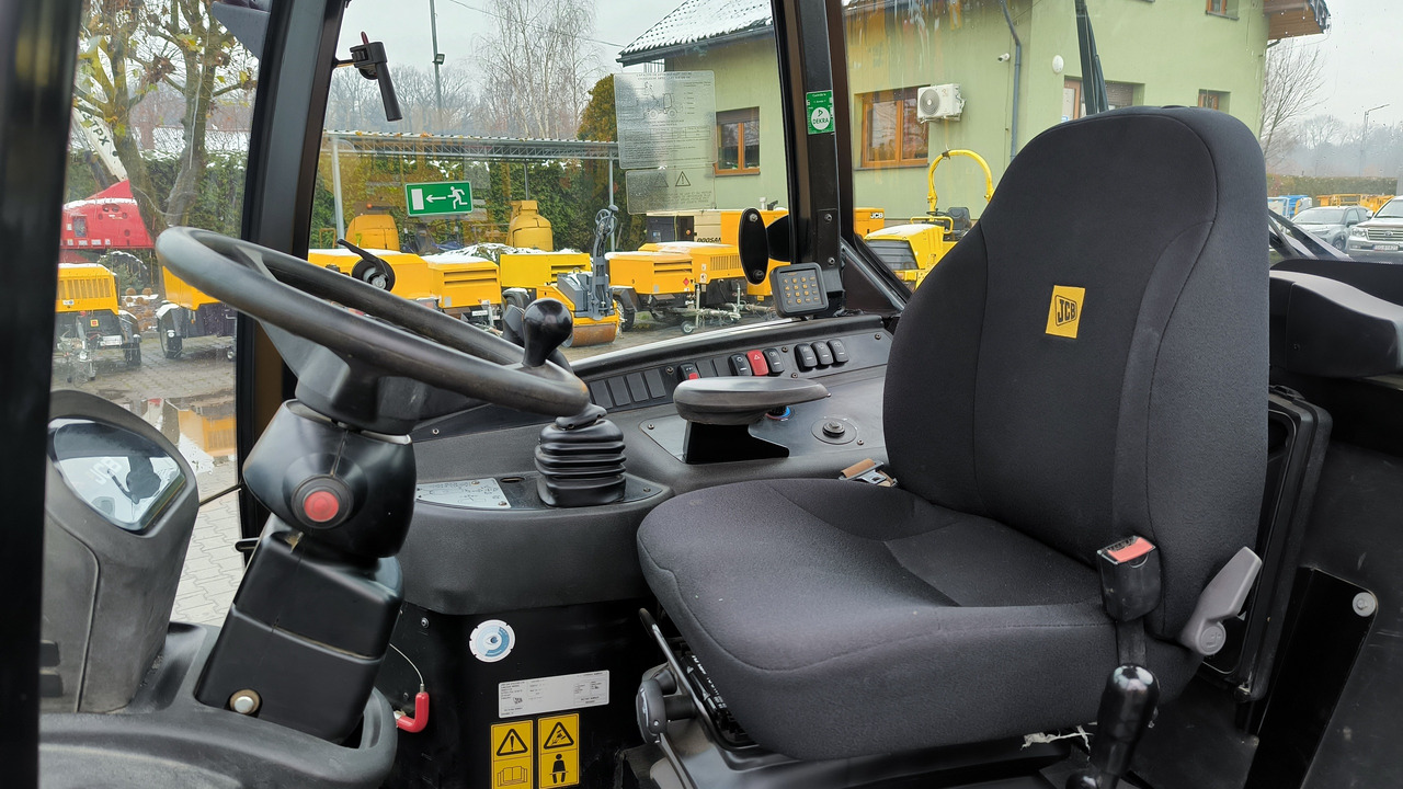 Wheel loader JCB 406